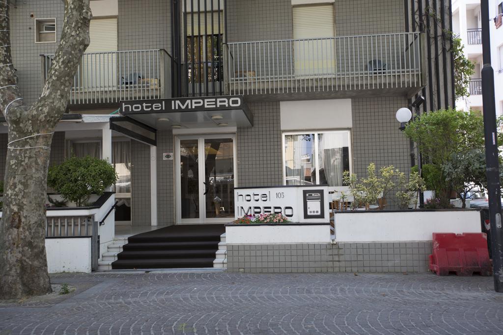 Hotel Impero Rimini Kültér fotó